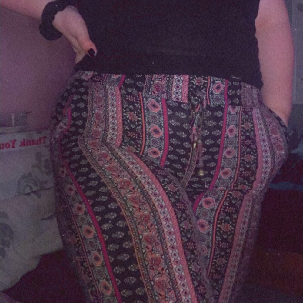 Patterned Black and Pink Lounge Pants